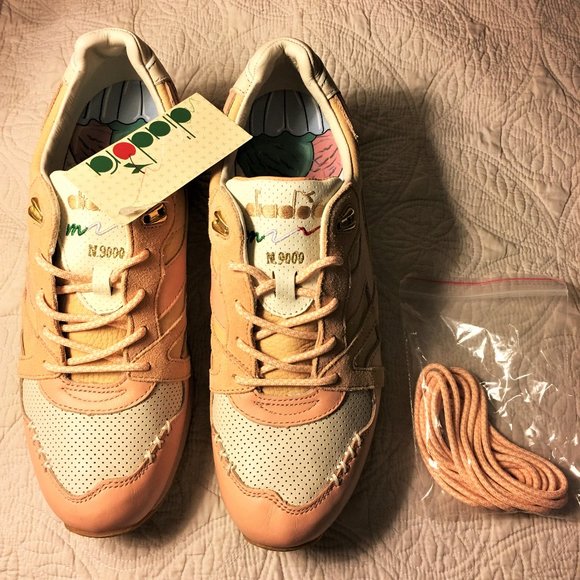 DIADORA x Feature N9000 Unisex Runners    NWT! - Picture 2 of 16